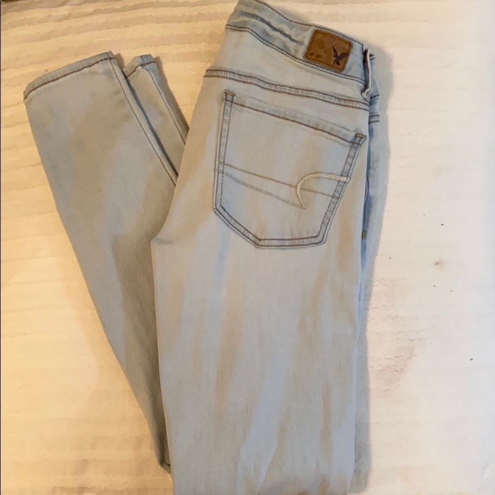 Light wash Jeans